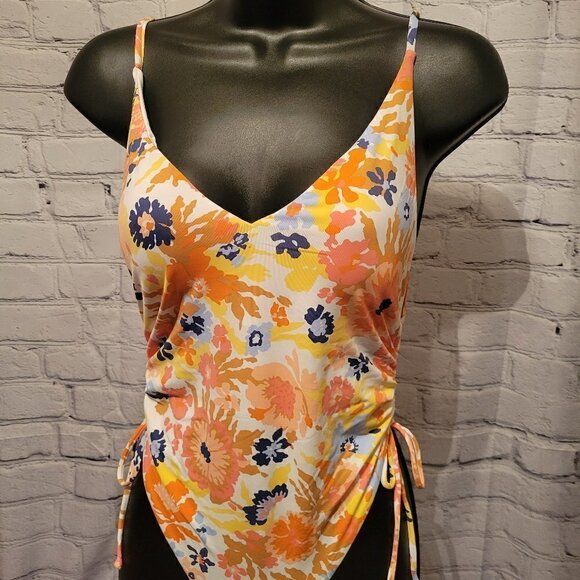 Roxy Other - Roxy Juniors' Printed Beach Classics Ruched-Side One-Piece Swimsuit